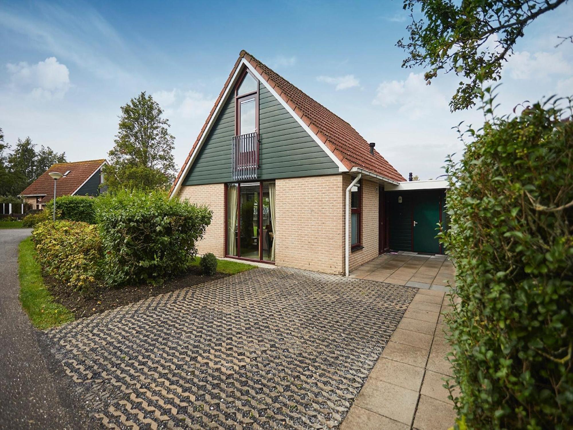 Cozy Holiday Home With A Dishwasher In Zeeland Heinkenszand Exterior photo